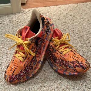 NOOSA TRI 14 Back to Women's Noosa Tri 14 Size 8 Excellent Pre-Owned Condition